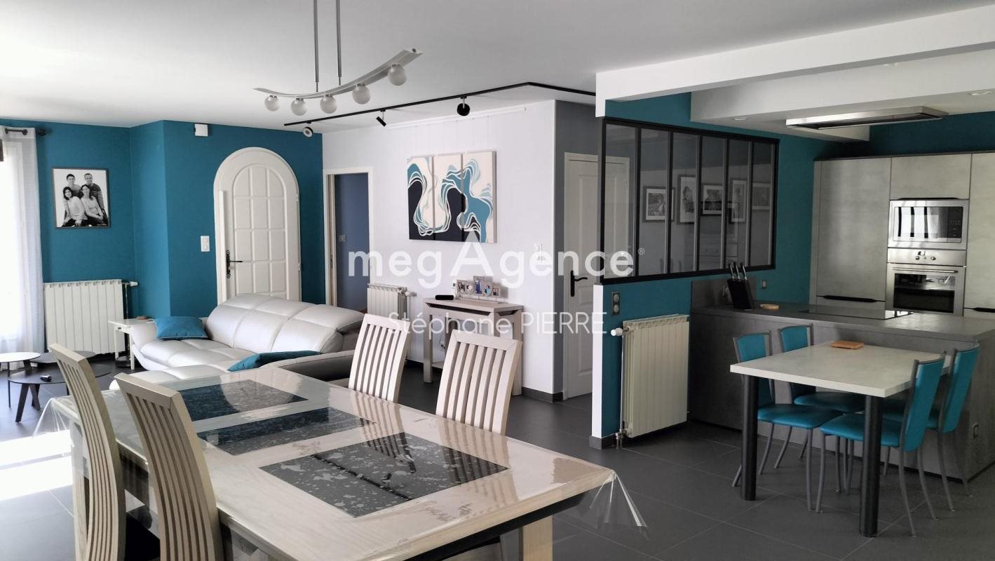 Maison à vendre, 160m², Domérat