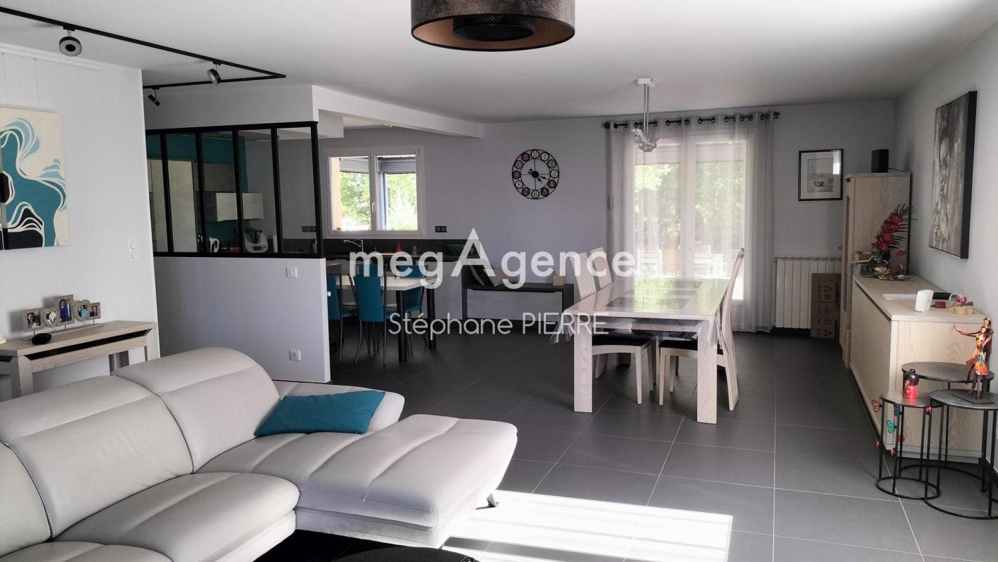 Maison à vendre, 160m², Domérat