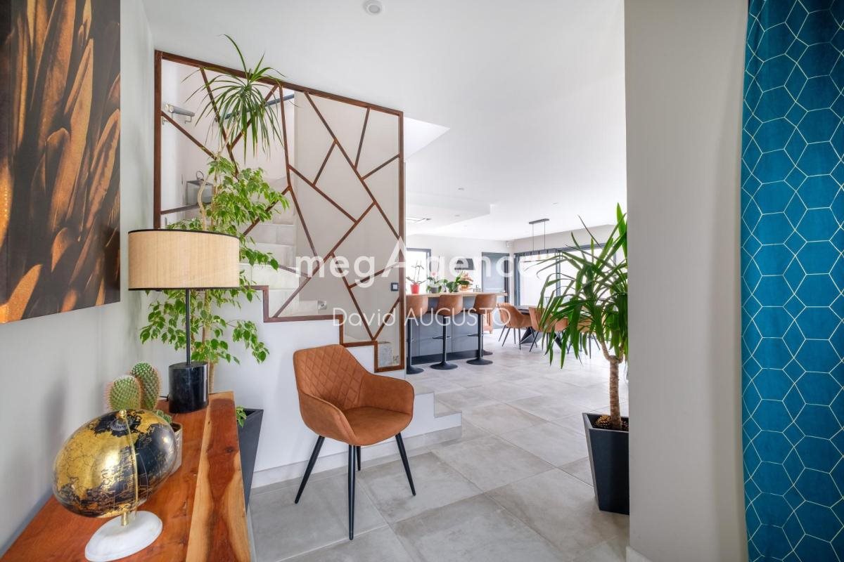 Maison à vendre, 193m², Lentilly