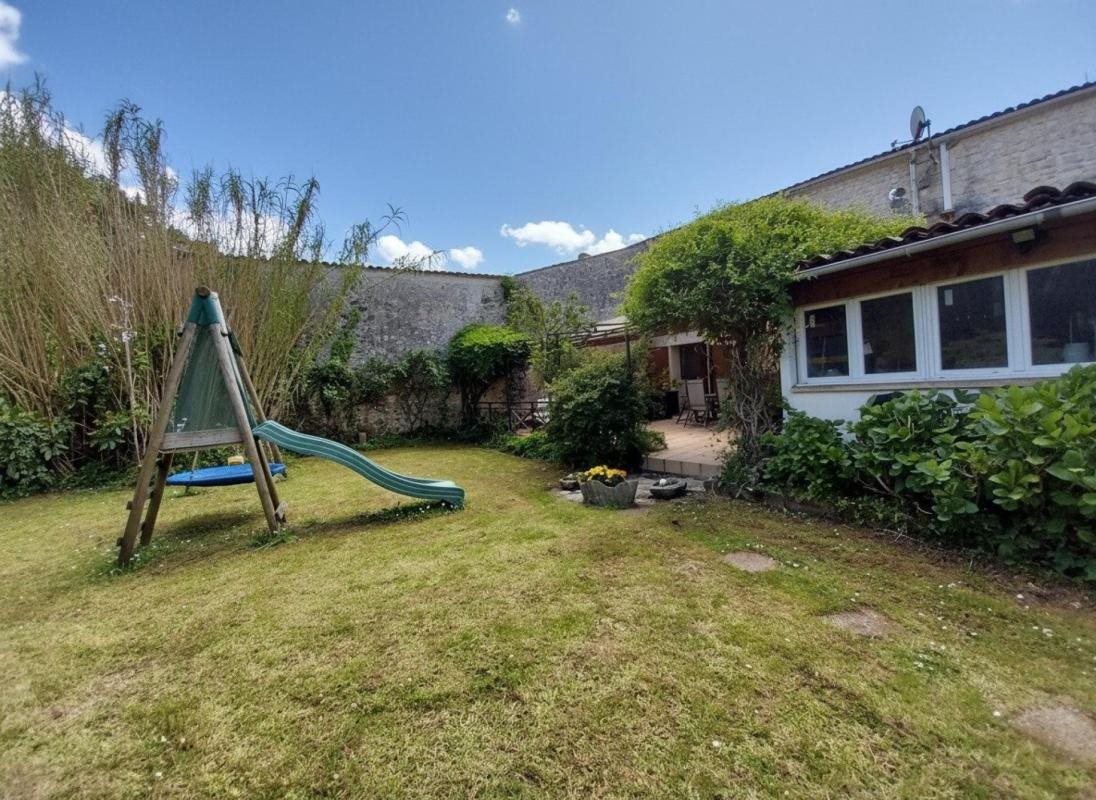 Maison à vendre, 210m², Saint-Quantin-de-Rançanne