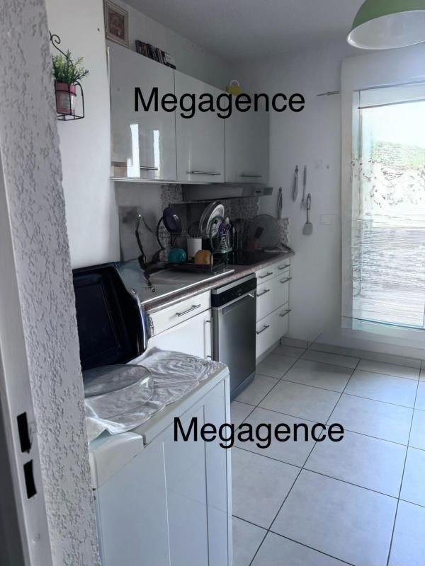 Appartement à vendre, 76m², Bormes-les-Mimosas