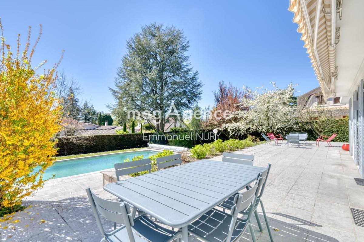 Maison à vendre, 200m², Charbonnières-les-Bains
