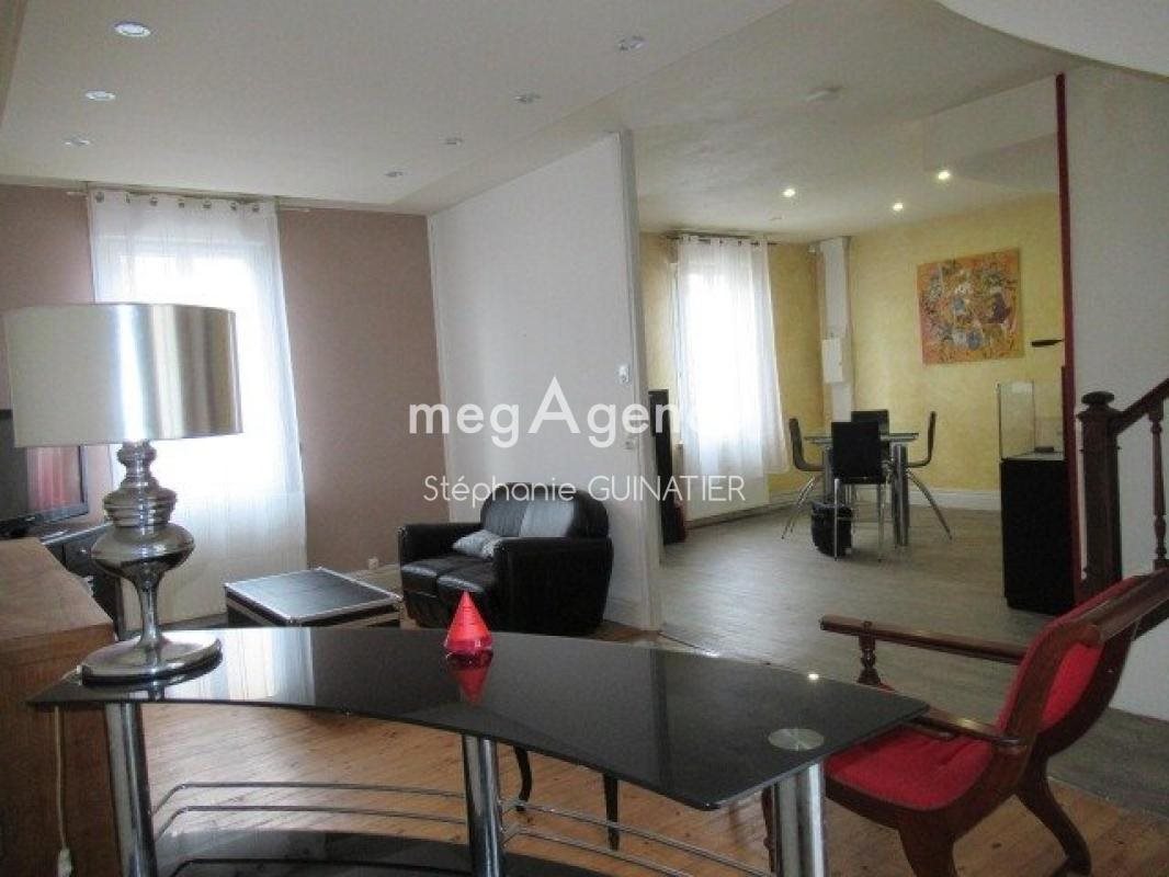 Maison à vendre, 106m², Saint-Yorre