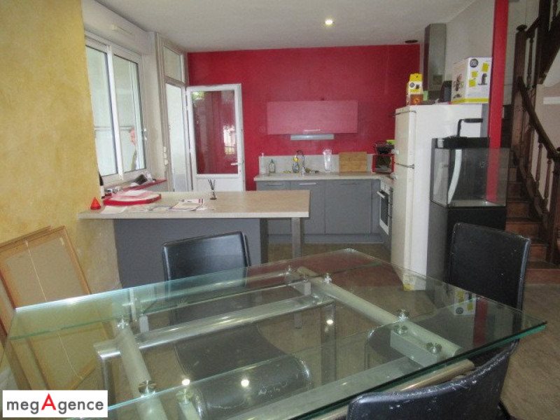 Maison à vendre, 106m², Saint-Yorre