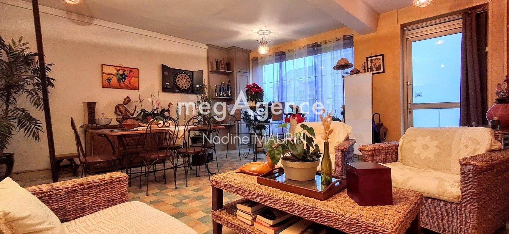 Maison à vendre, 182m², Mur-de-Sologne