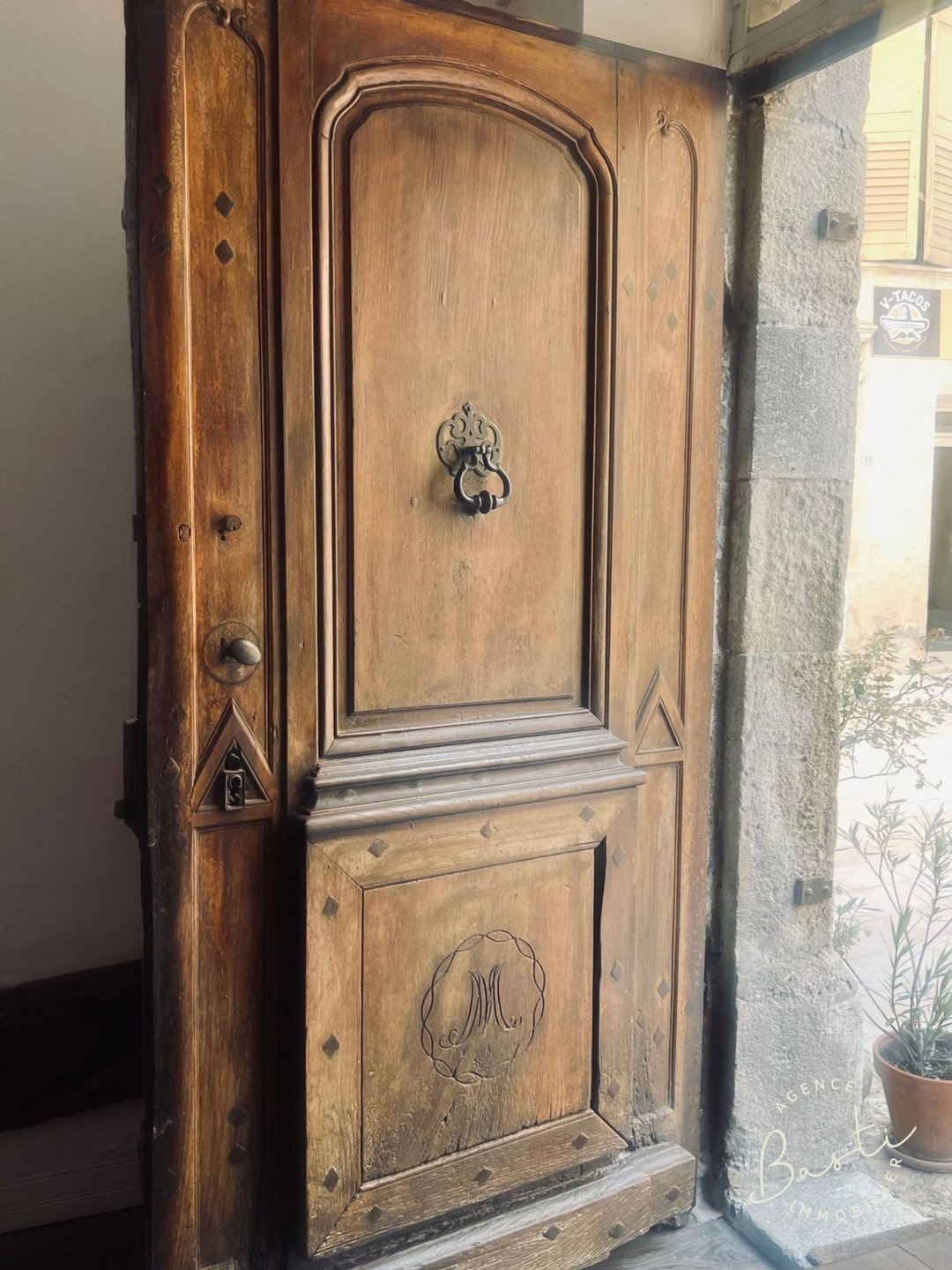 Maison à vendre, 270m², Riez