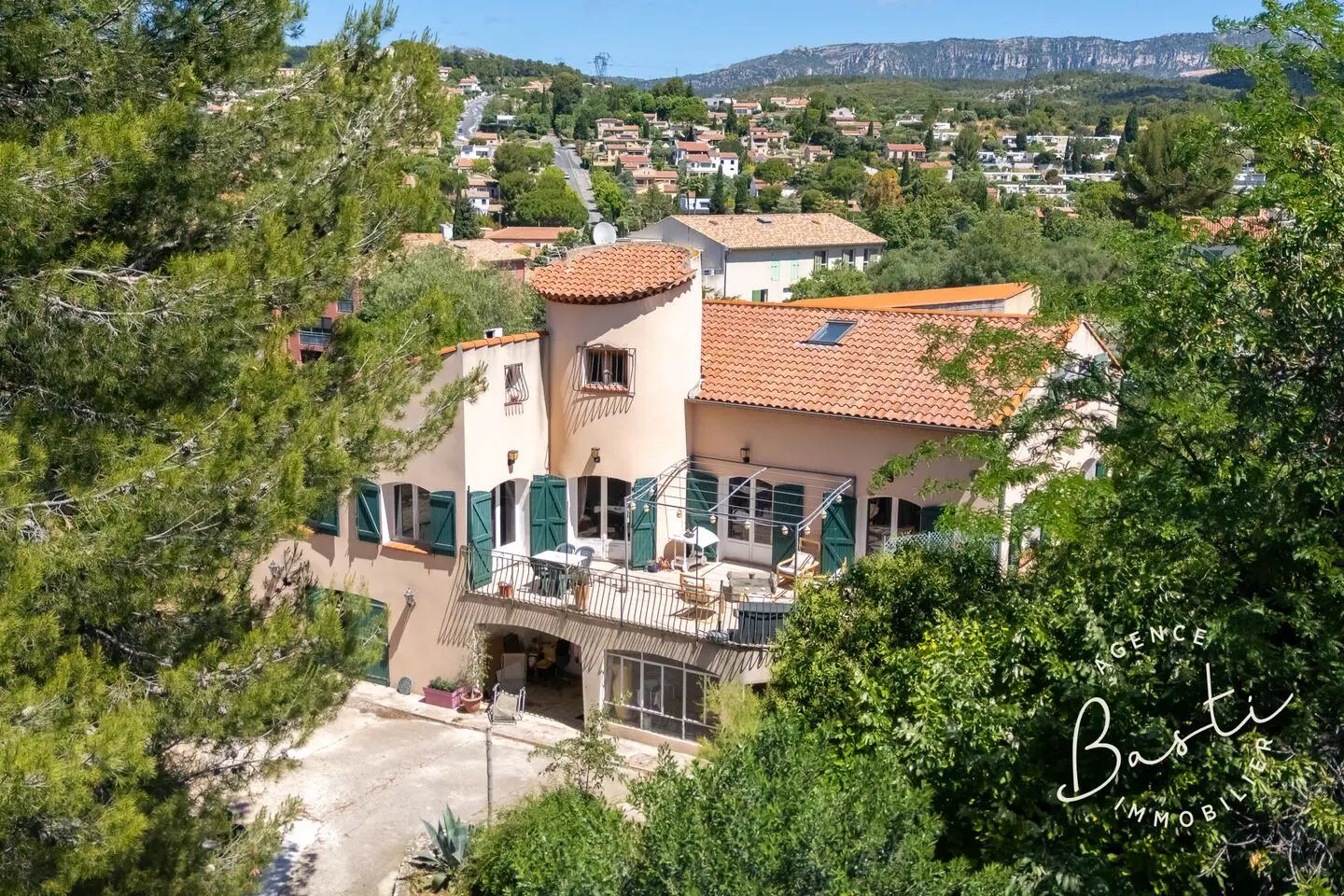 Maison à vendre, 340m², Allauch