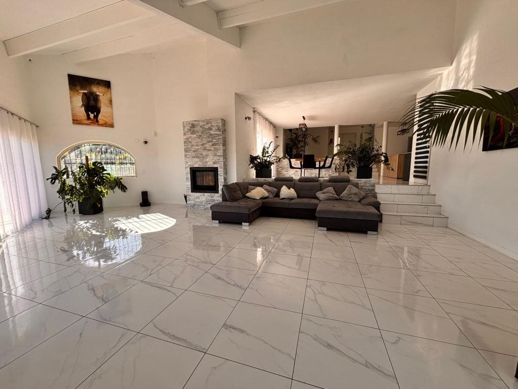 Maison à vendre, 244m², Juvignac
