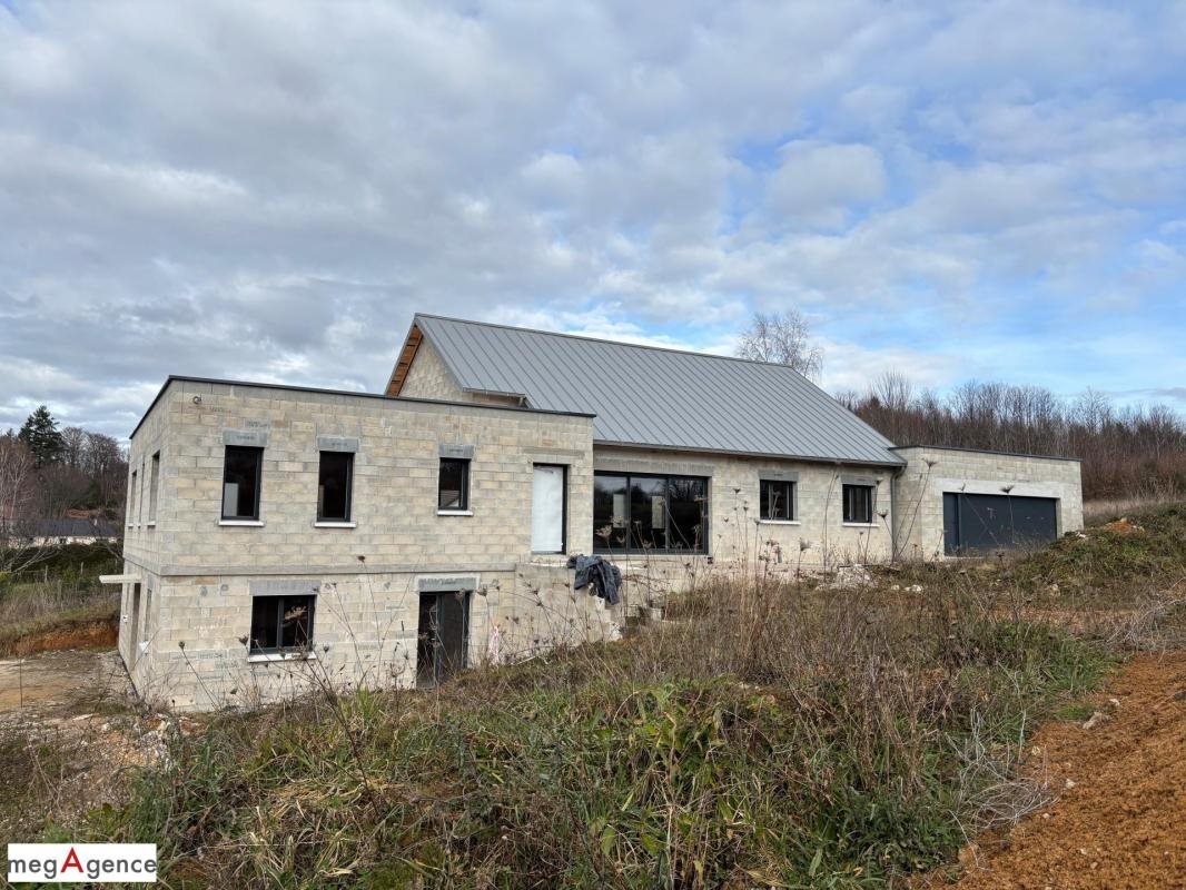 Maison à vendre, 277m², Saint-Germain-les-Vergnes