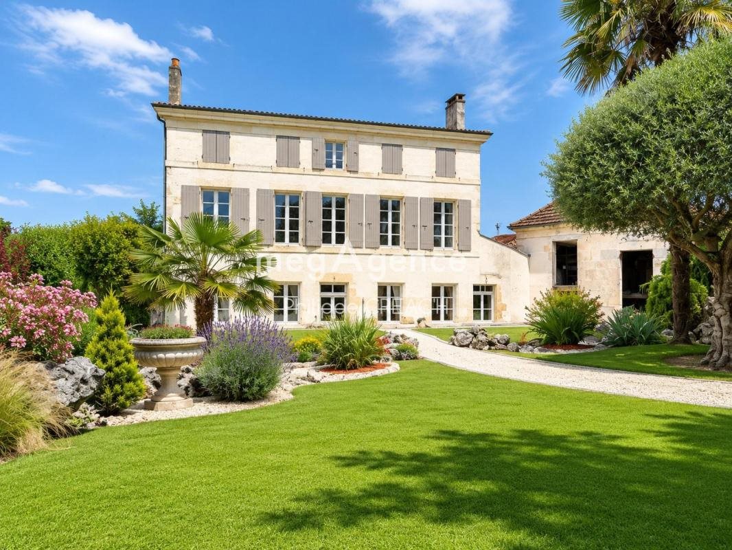Maison à vendre, 228m², Saint-Jean-d'Angély