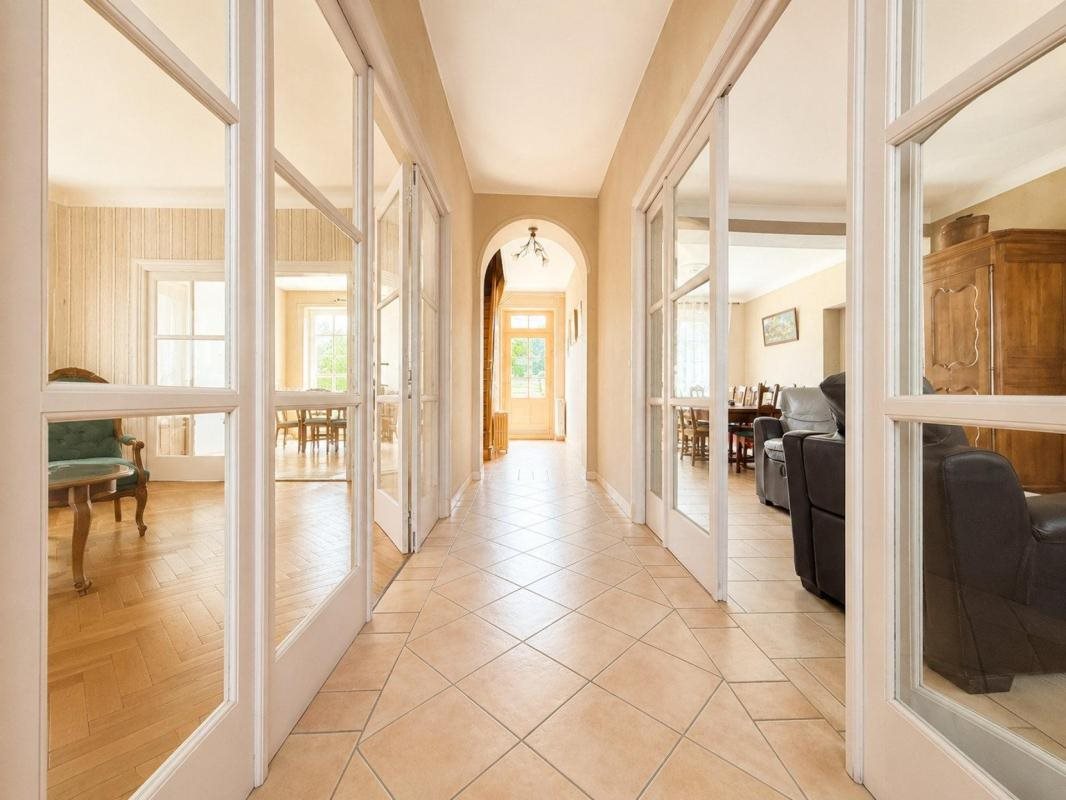 Maison à vendre, 228m², Saint-Jean-d'Angély
