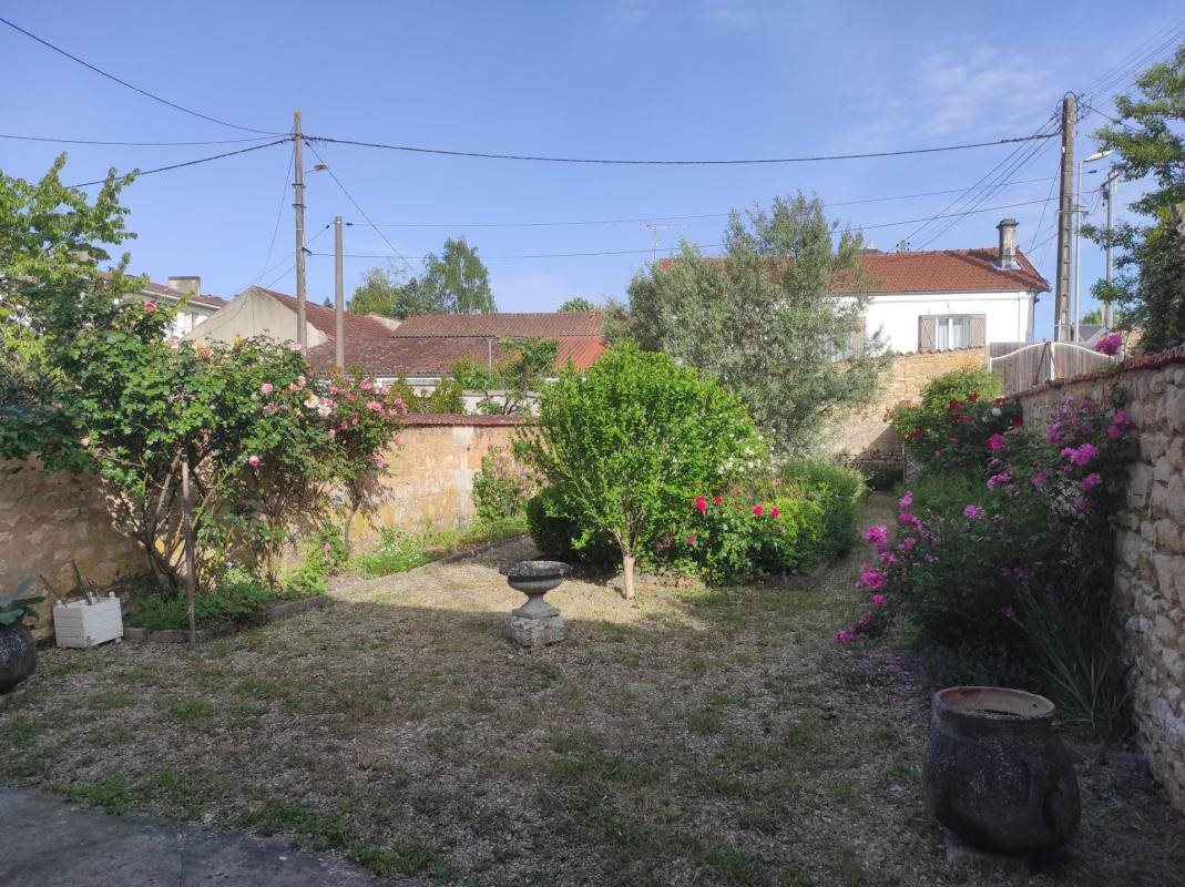 Maison à vendre, 52m², Saint-Jean-d'Angély