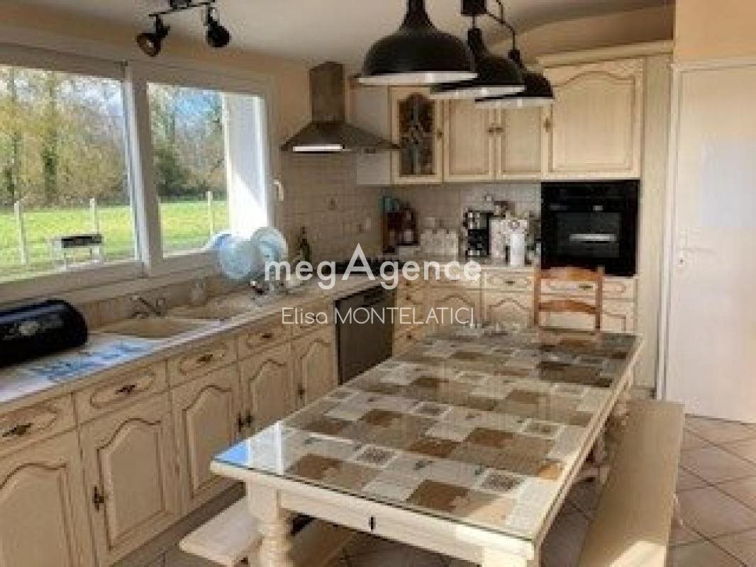Maison à vendre, 135m², Coutras