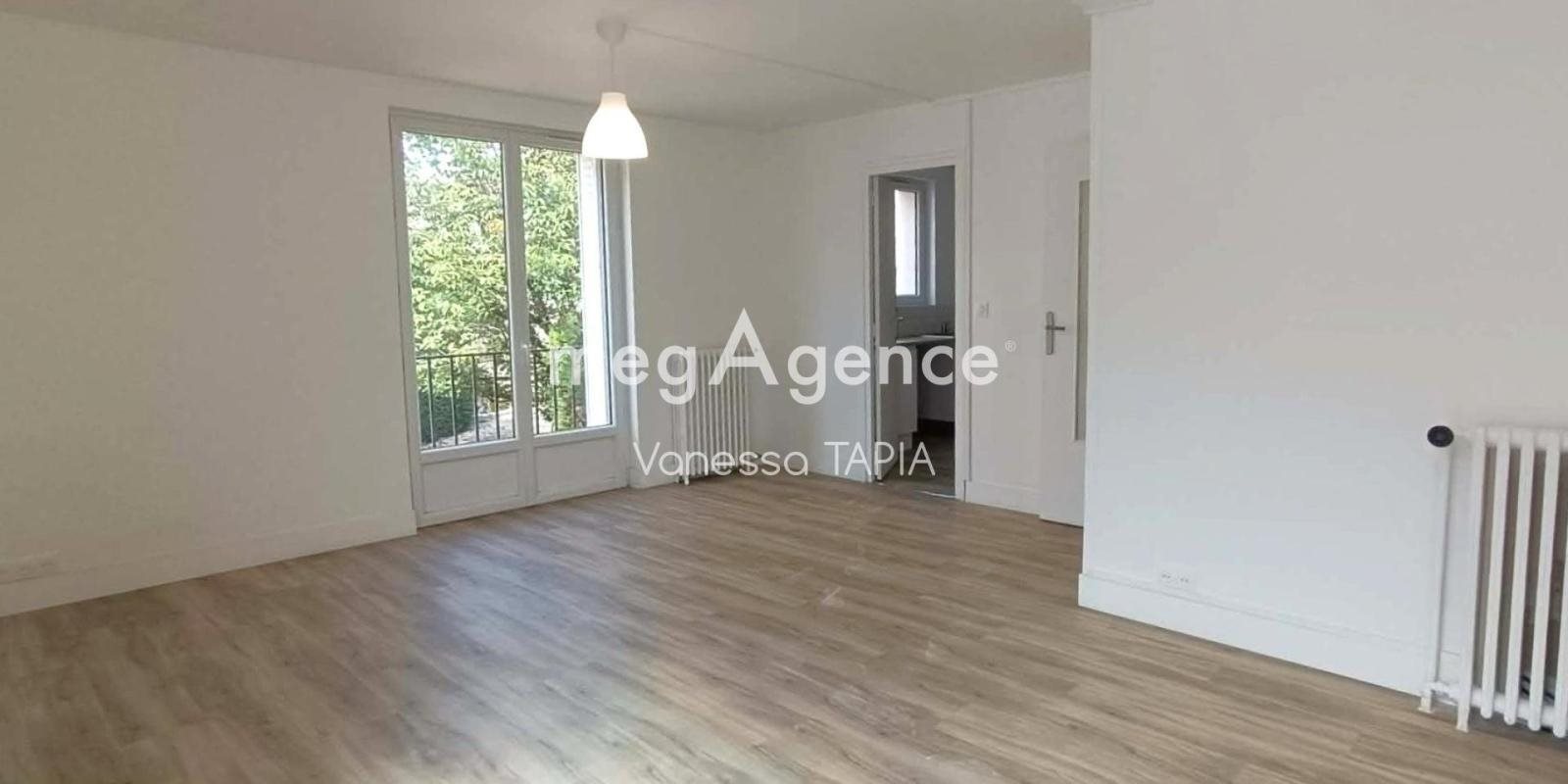 Appartement à louer, 77m², Romilly-sur-Seine
