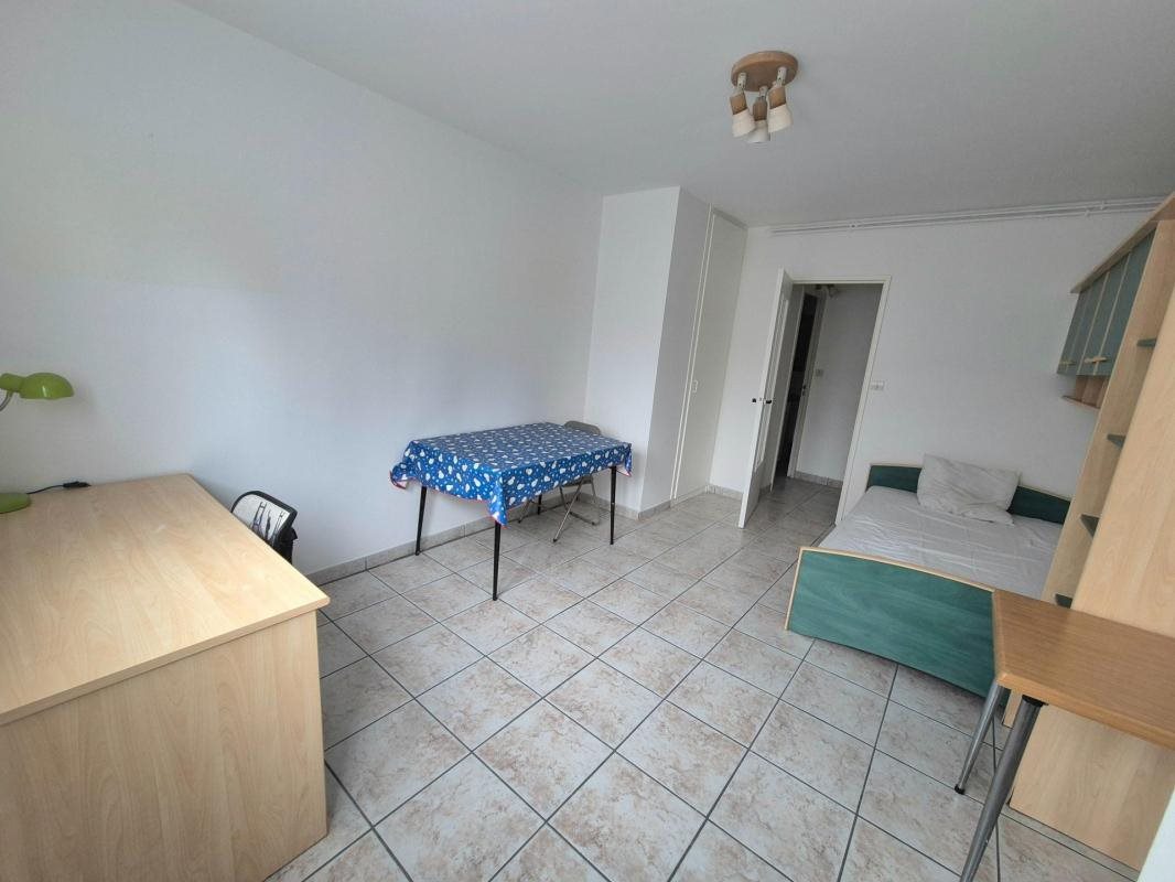 Appartement à vendre, 25m², Saint-Étienne