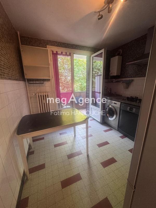 Appartement à vendre, 56m², Le Chambon-Feugerolles