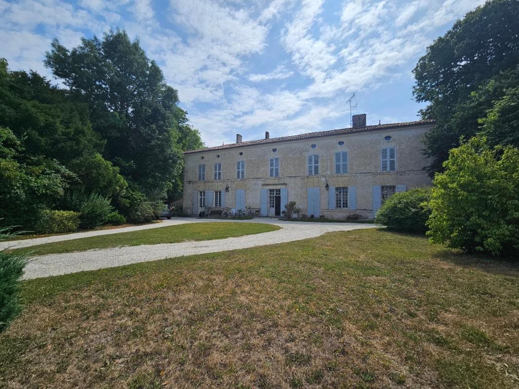 Maison à vendre, 292m², Saint-Pierre-La-Noue
