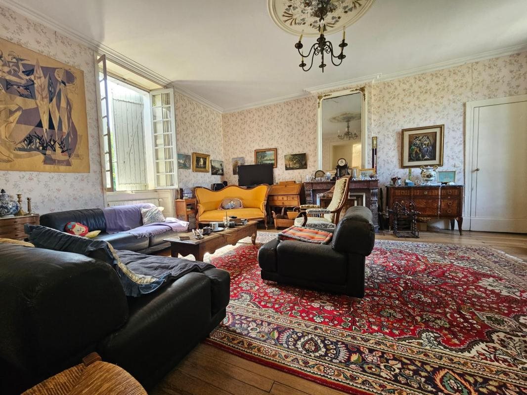 Maison à vendre, 292m², Saint-Pierre-La-Noue