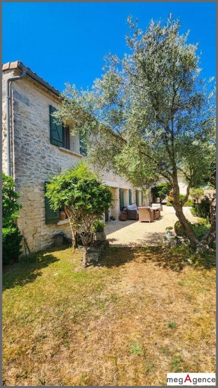 Maison à vendre, 262m², Soulignonne
