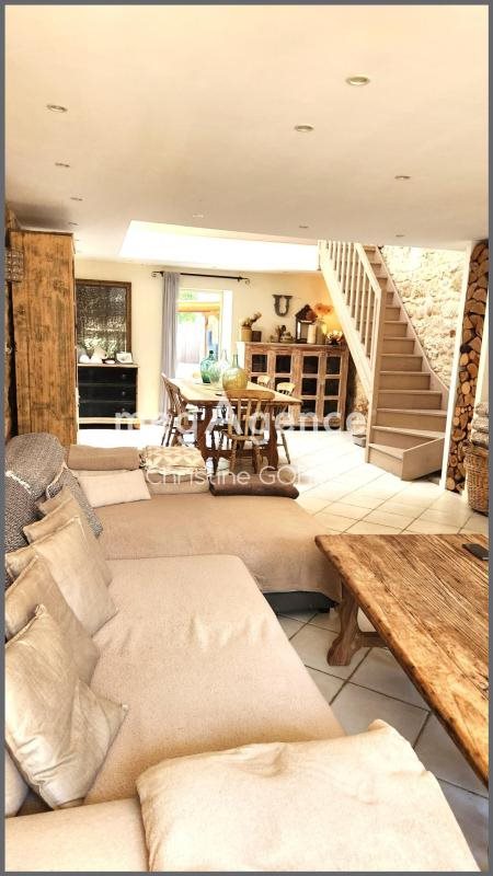 Maison à vendre, 262m², Soulignonne