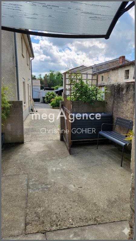 Maison à vendre, 115m², Pisany