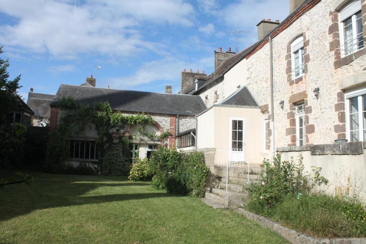 Maison à vendre, 220m², Fresnay-sur-Sarthe