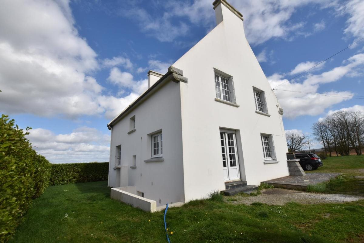 Maison à vendre, 145m², Plonévez-Porzay