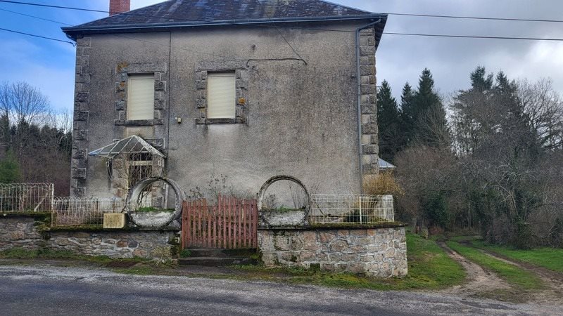 Maison à vendre, 200m², Saint-Léger-la-Montagne
