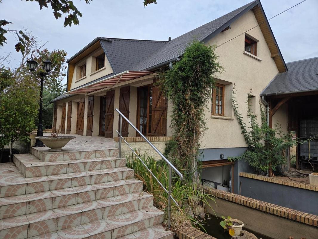 Maison à vendre, 145m², Saint-Léger-de-Rôtes