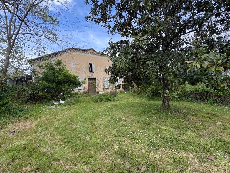 Maison à vendre, 212m², Laujuzan