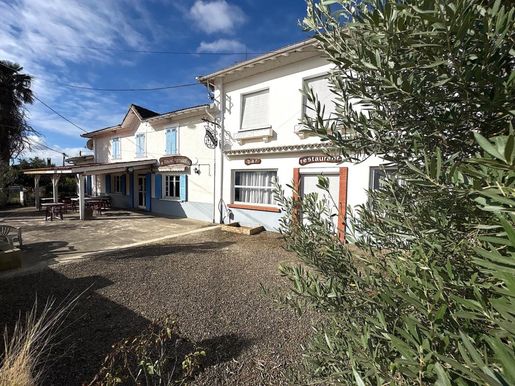 Immeuble 3 pièces 533 m² · au Vignau · 533 m² · 295 000 €