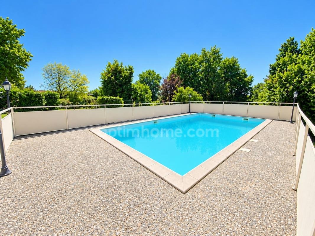 Maison à vendre, 118m², Douzains