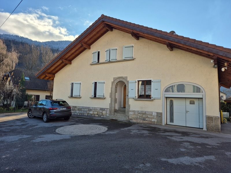 Maison à vendre, 186m², Cluses