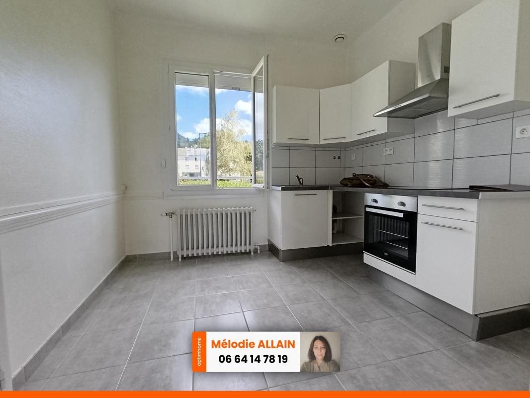 Maison à vendre, 109m², Saint-Yorre