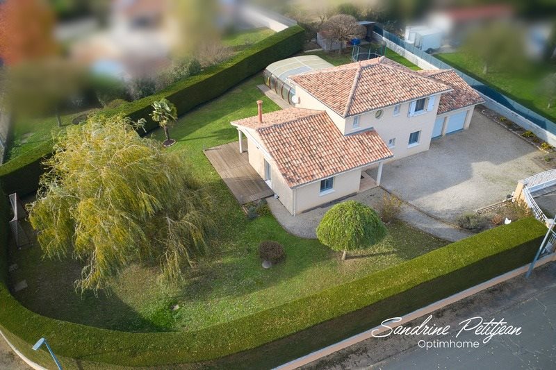 Maison à vendre, 140m², Ambérieux-en-Dombes