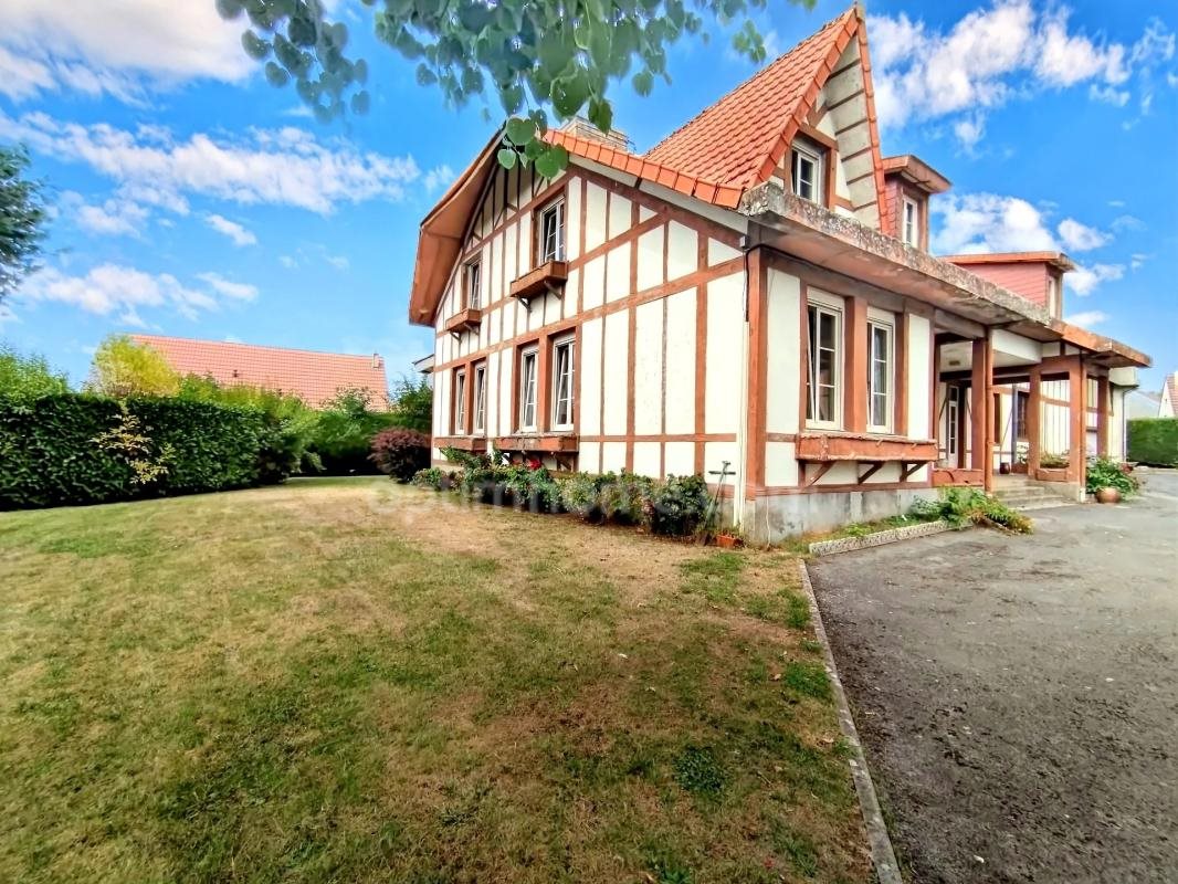 Maison à vendre, 332m², Neuville-Saint-Amand