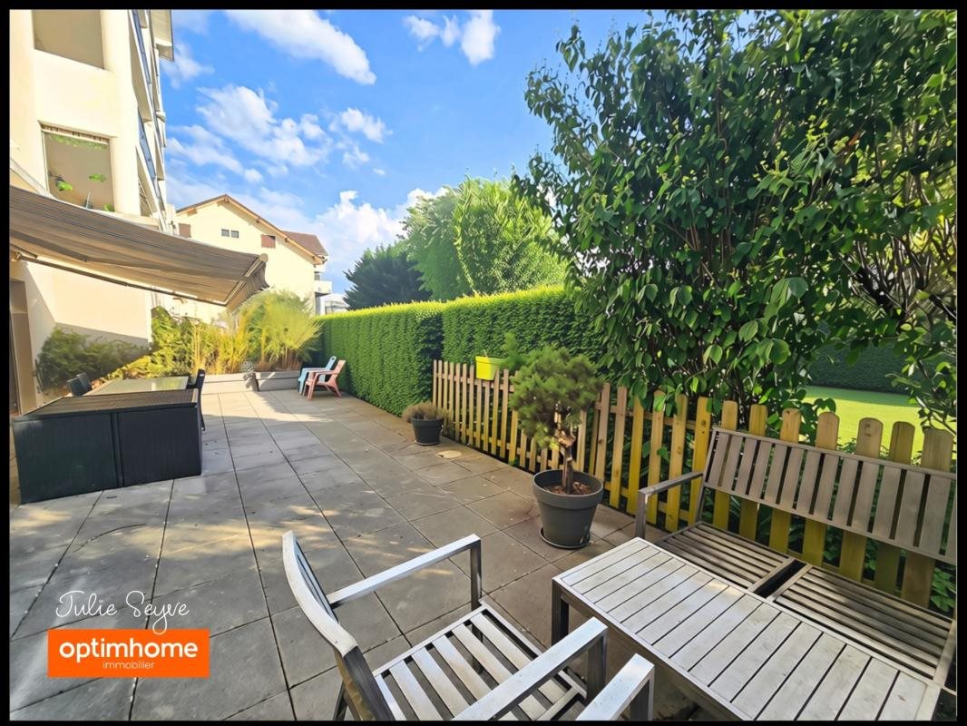Appartement à vendre, 72m², Cessy
