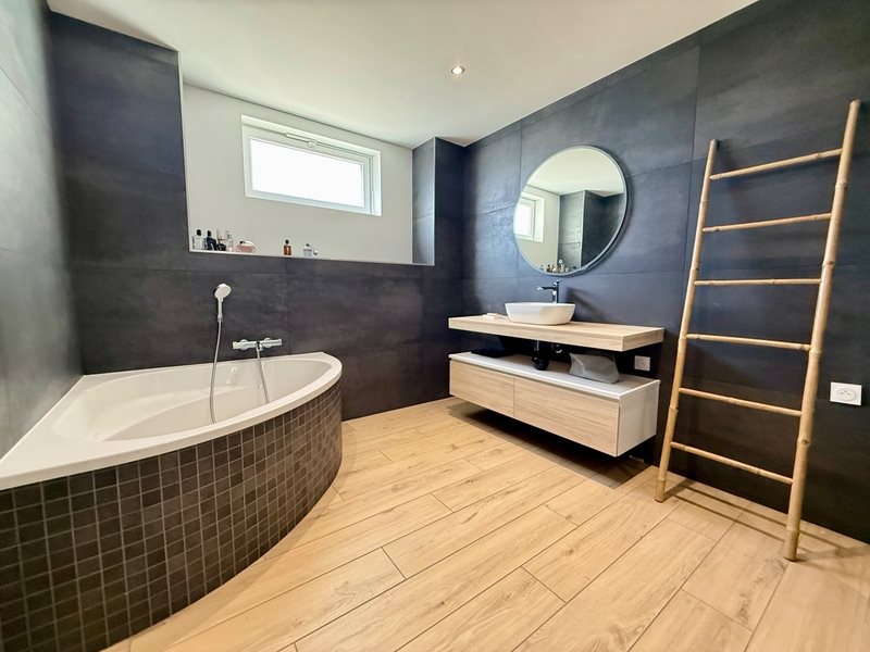 Maison à vendre, 109m², Le Chambon-Feugerolles