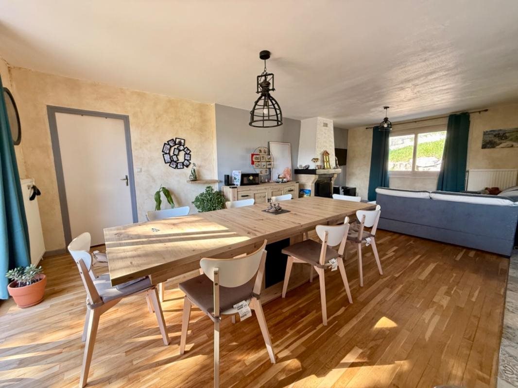 Maison à vendre, 136m², Unieux