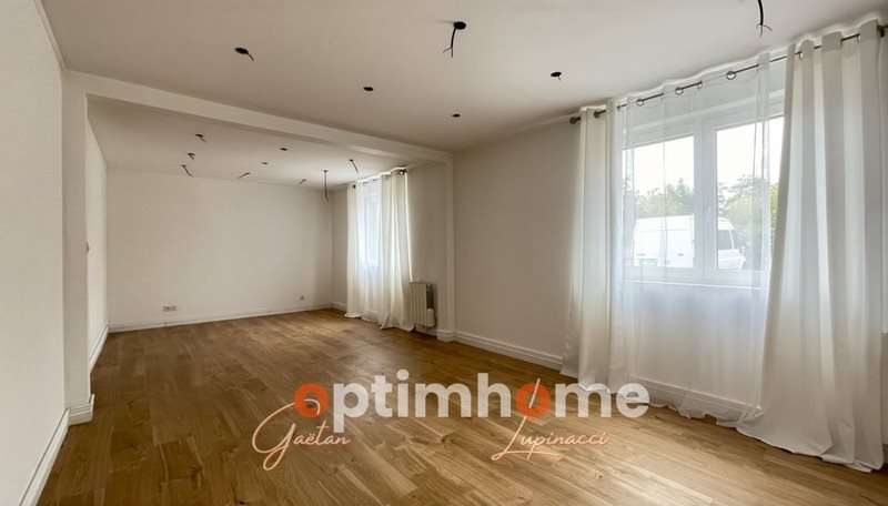 Maison à vendre, 500m², Bertrange