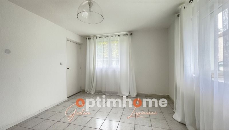 Maison à vendre, 500m², Bertrange