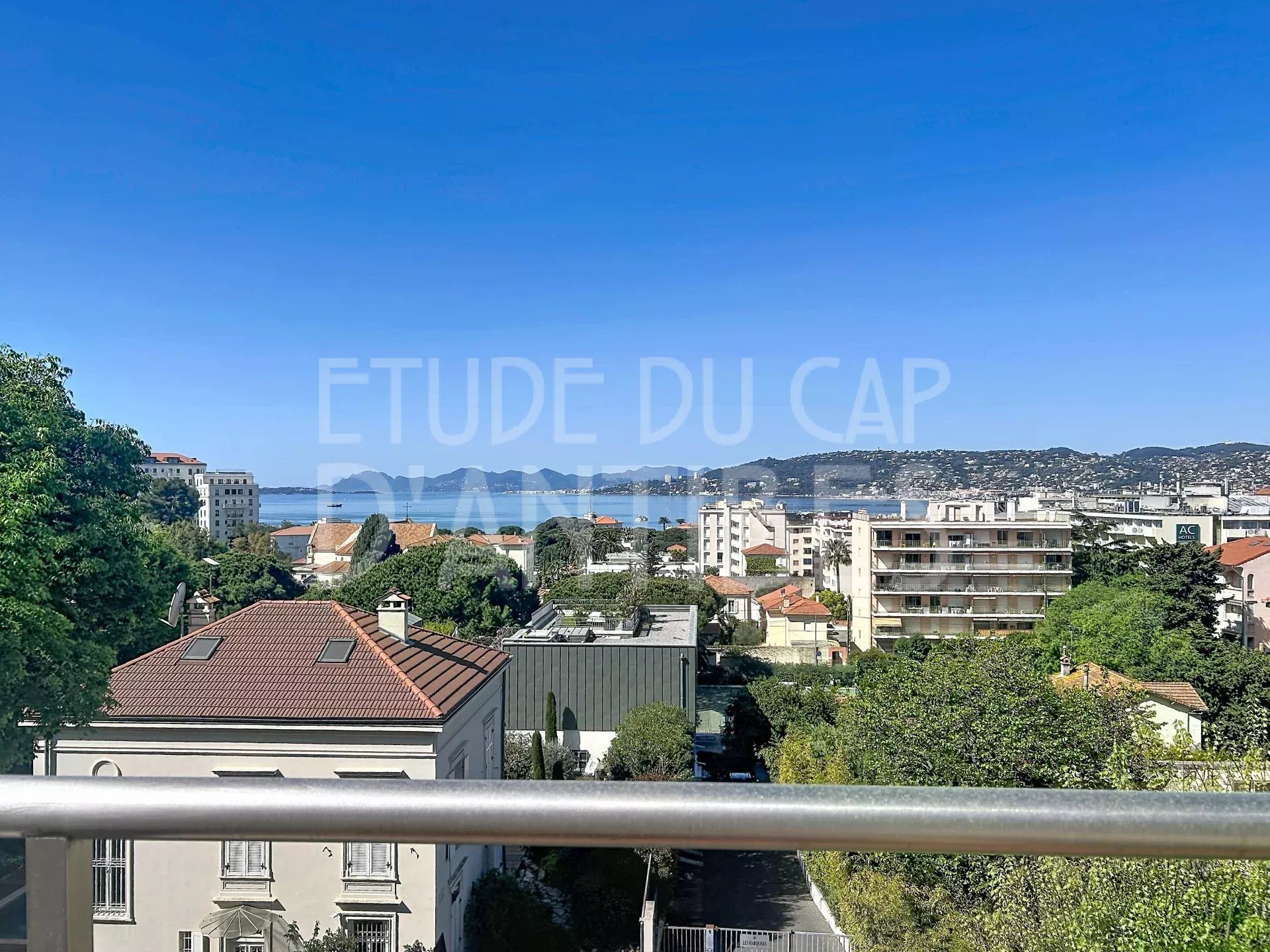 Appartement à louer, 140m², Antibes