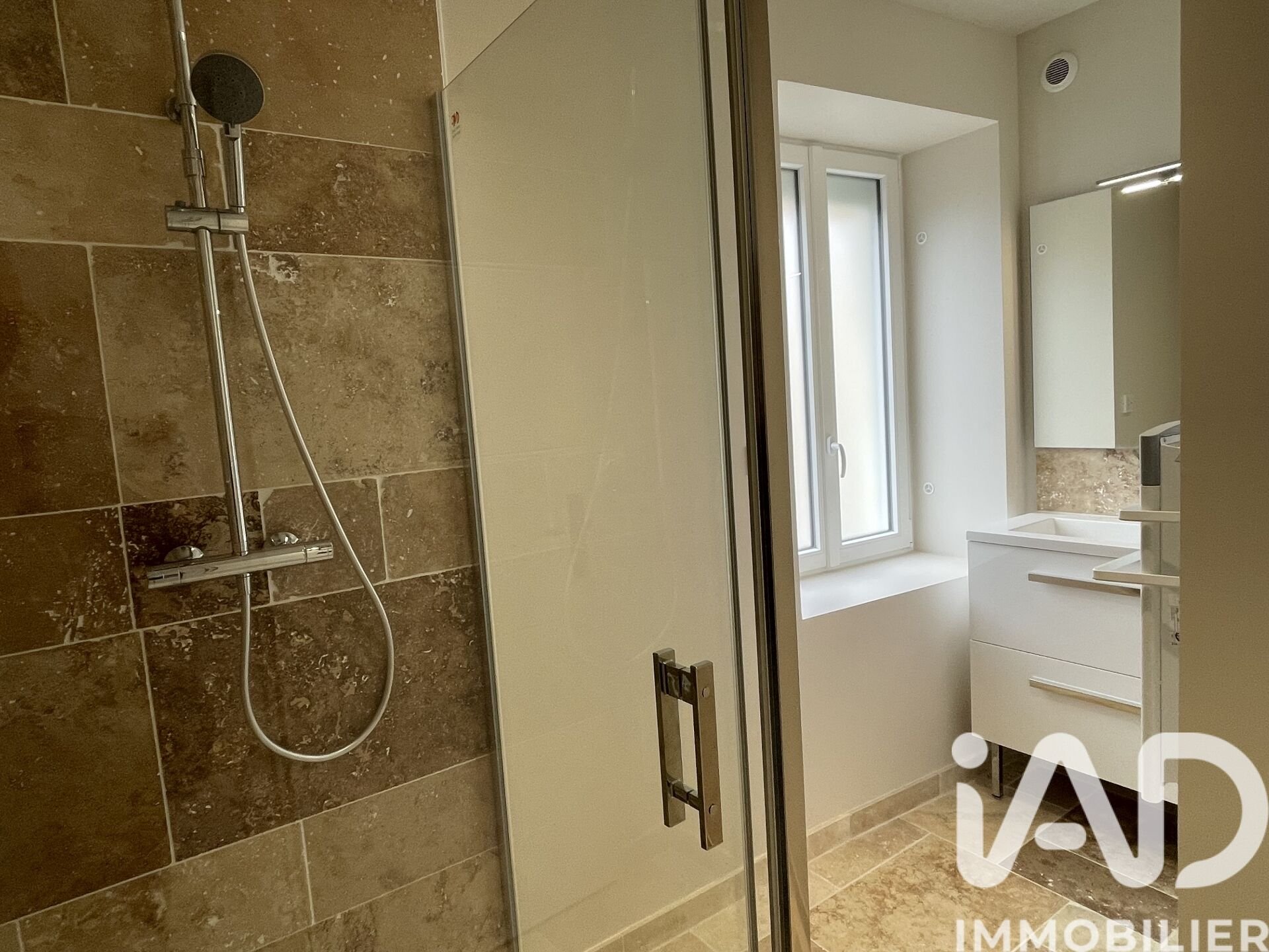 Maison à vendre, 122m², Neuillé-Pont-Pierre