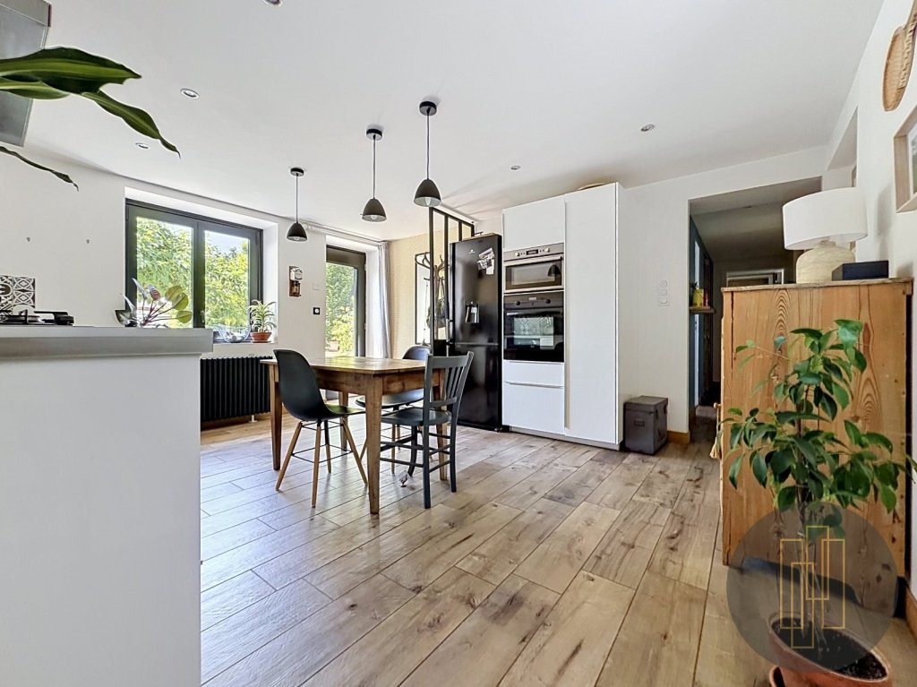 Maison à vendre, 140m², Reyrieux