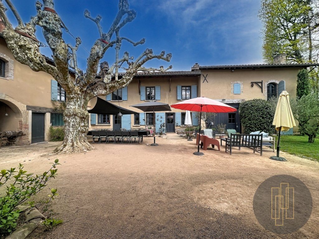 Maison à vendre, 320m², Sainte-Euphémie