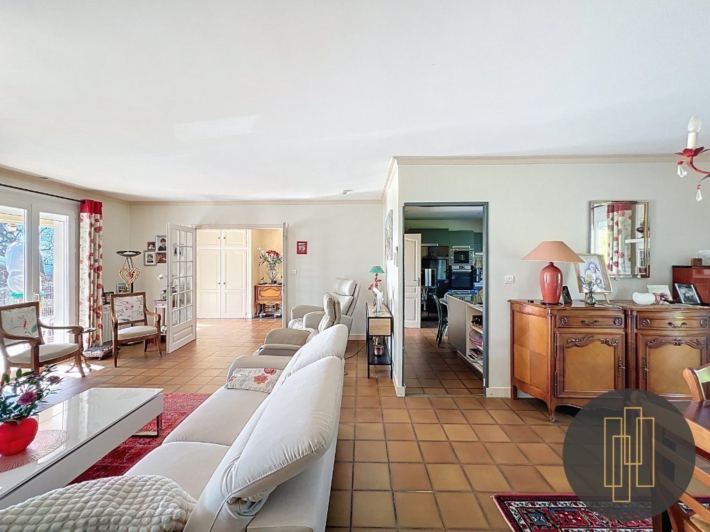 Maison à vendre, 217m², Reyrieux