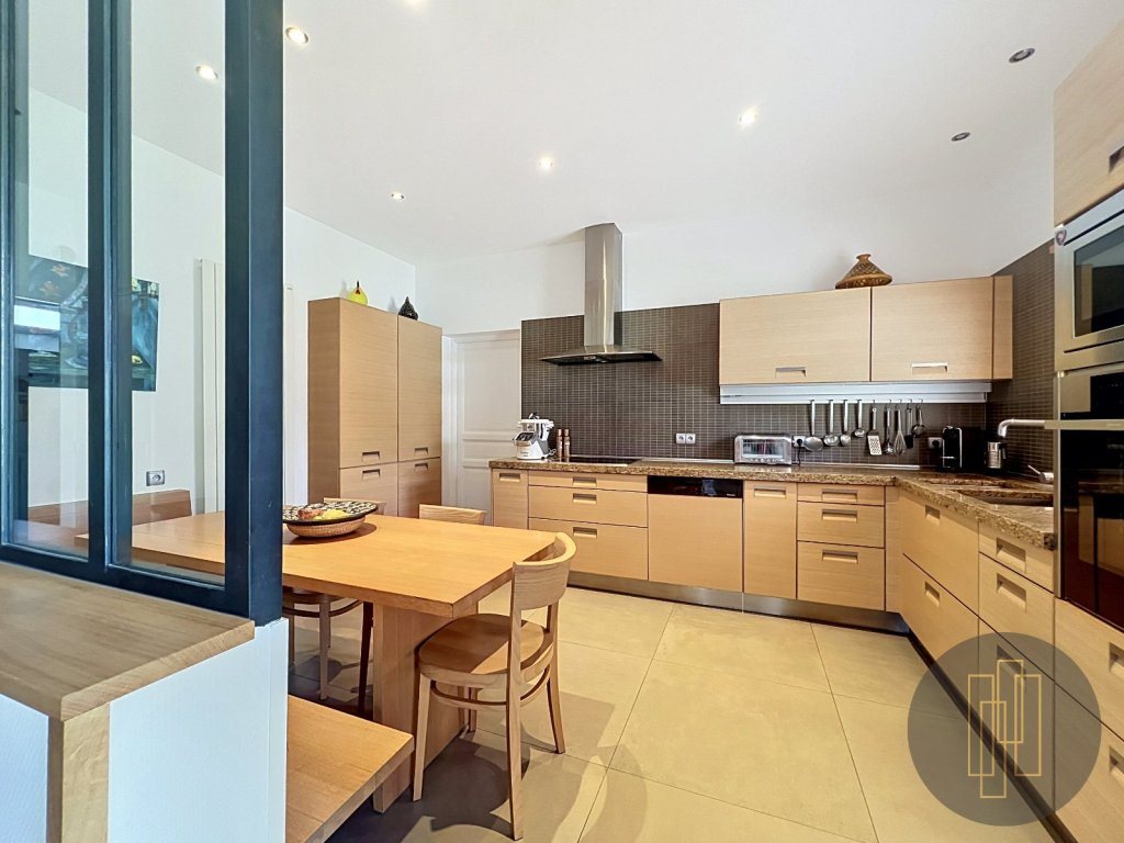 Maison à vendre, 390m², Collonges-au-Mont-d'Or