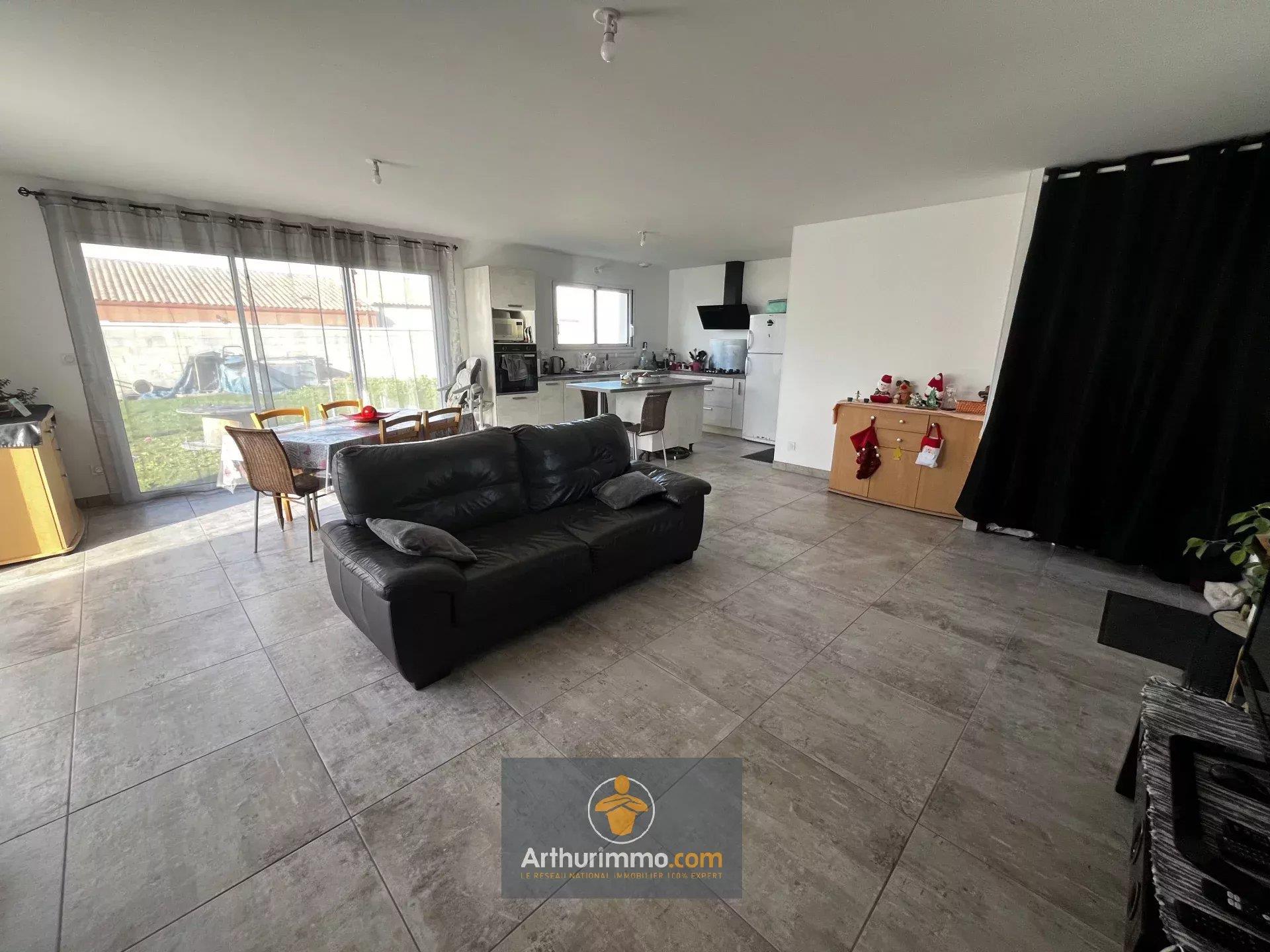 Maison à vendre, 108m², Ferrières