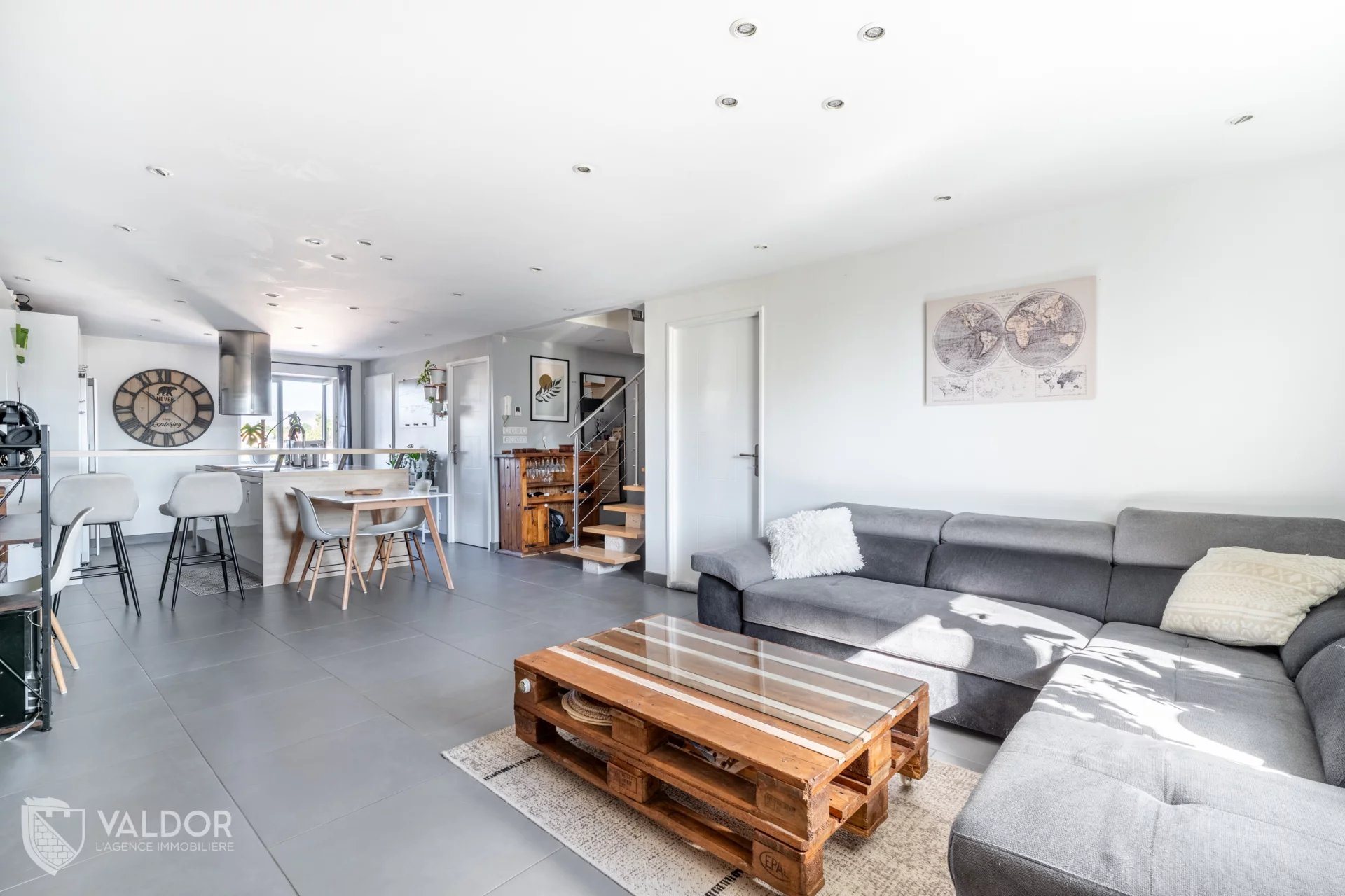 Appartement à vendre, 108m², Saint-Georges-de-Reneins