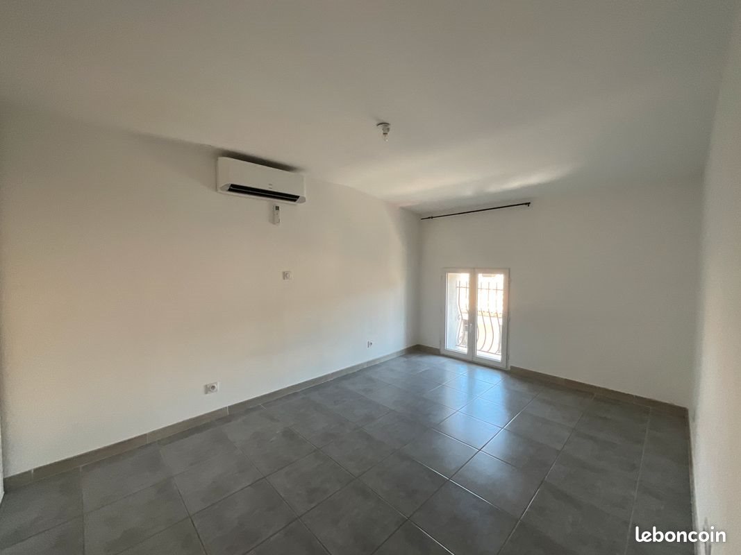 Appartement à louer, 81m², Orange